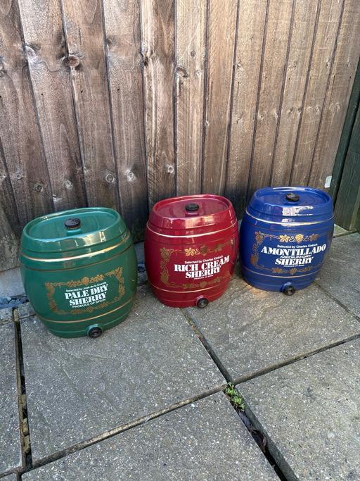 Buy & Sell Kent Tonbridge and Malling - Photos for Sherry barrels