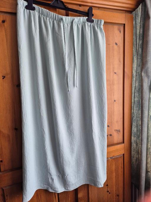 Buy & Sell Barking and Dagenham Dagenham - RM9 - Photos for Ladies Skirt