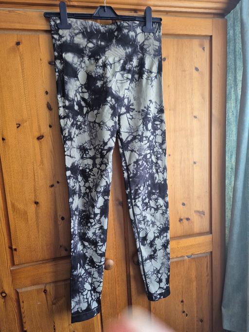 Buy & Sell East London Becontree - East London - Photos for Ladies Yoga Leggings