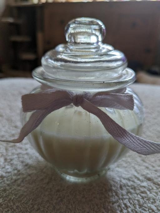 Buy & Sell Shropshire Telford and Wrekin - Photos for NEW CANDLE IN A GLASS URN & LID