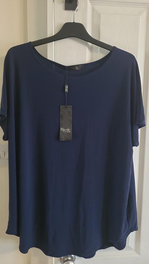 Buy & Sell Barking and Dagenham Dagenham - RM9 - Photos for Ladies Top