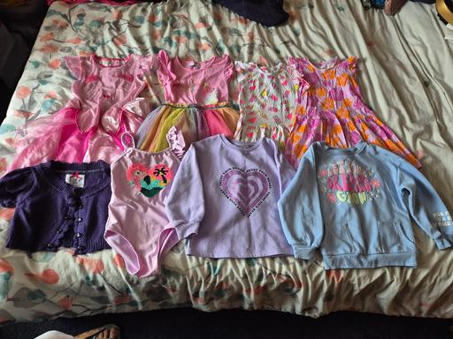 Buy & Sell East London Becontree - East London - Photos for Girls 5-6yrs Clothes Bundle