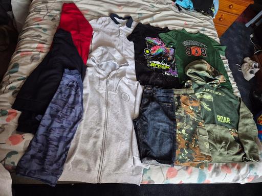 Buy & Sell Barking and Dagenham Dagenham - RM9 - Photos for Boys 11-12yrs Clothes Bundle