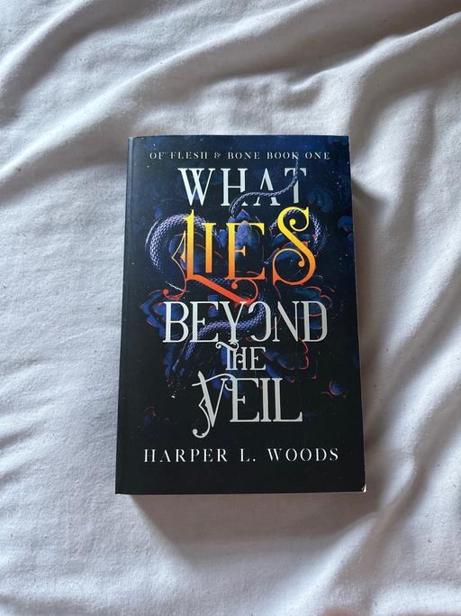 Buy & Sell West Midlands Birmingham - Photos for What Lies Beyond The Veil - Harper L. Woods