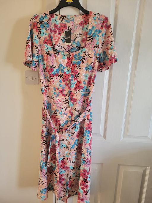 Buy & Sell Barking and Dagenham Dagenham - RM9 - Photos for Ladies Floral Dress