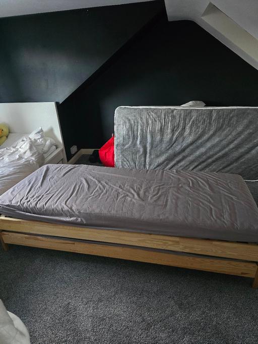 Buy & Sell Windsor and Maidenhead Windsor - Windsor and Maidenhead - Photos for 2 stackable ikea single beds with mattresses