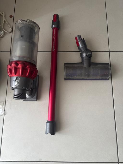 Buy & Sell North London Enfield - Photos for dyson v10