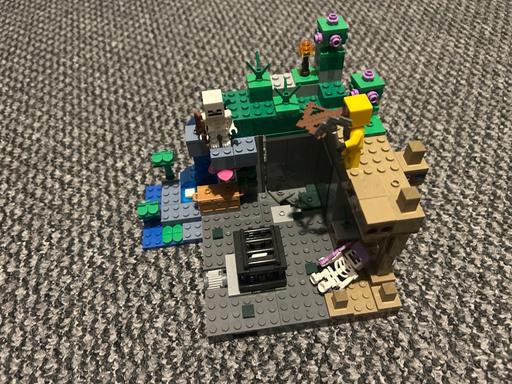 Buy & Sell Prescot Knowsley - Photos for The skeleton dungeon lego
