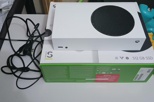 Buy & Sell West Midlands Birmingham - Photos for xbox series s 512gb With Leads Only