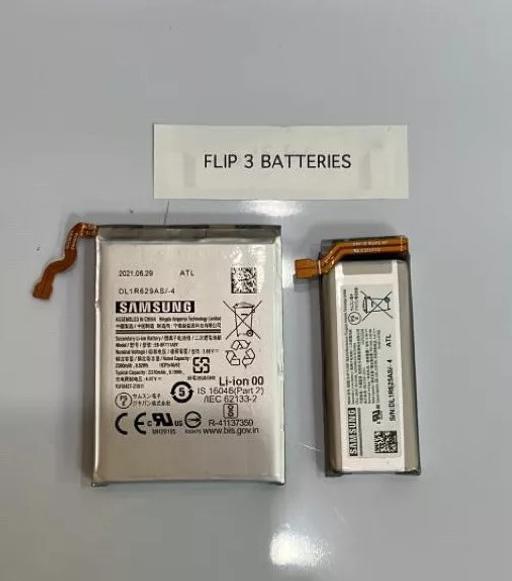 Buy & Sell South West London Streatham - South West London - Photos for Genuine💯Samsung Galaxy Z FLIP 3 batteries