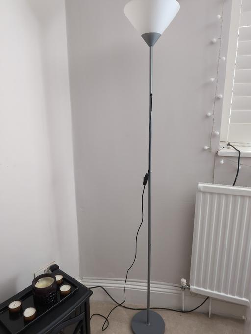 Buy & Sell South West London Kingston upon Thames - Photos for lamp