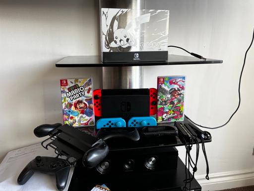 Buy & Sell Leicestershire Leicester - Photos for Nintendo Switch bundle (price is negotiable)