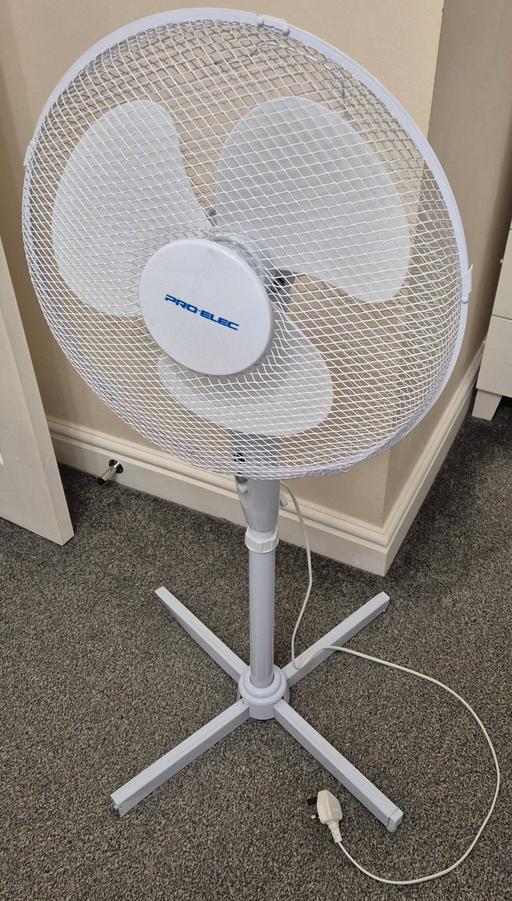 Buy & Sell West Midlands Walsall - Photos for Standing Whiten Fan
