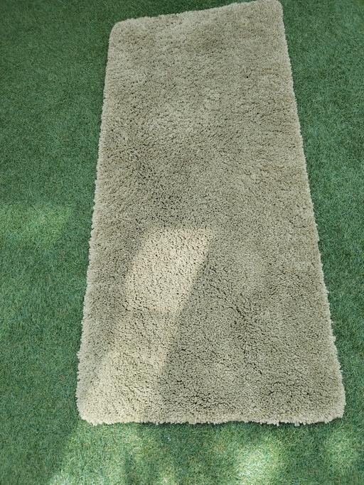 Buy & Sell Lancashire Wyre - Photos for GREEN FLOOR RUG