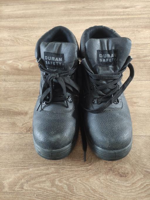 Buy & Sell West Northamptonshire Grafton Street Industrial Estate - West Northamptonshire - Photos for Safety shoes