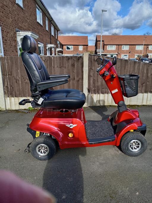 Vehicles Greater Manchester Manchester - Photos for large Mobility scooter