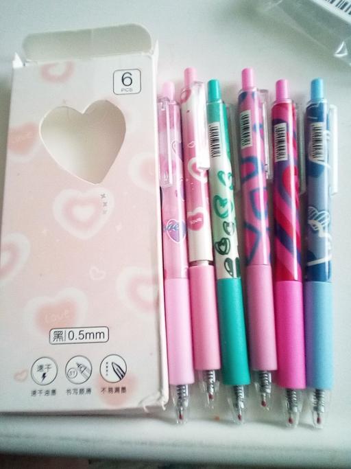Buy & Sell Lincolnshire East Lindsey - Photos for new box of 6 novelty pens set