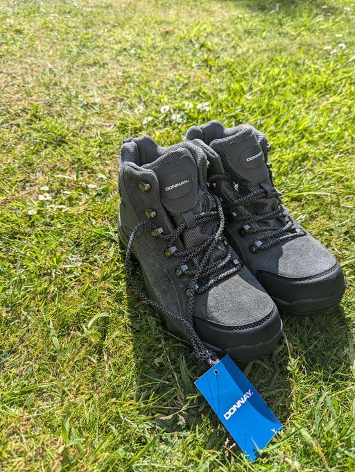 Buy & Sell Greater Manchester Wigan - Photos for Donnay Suede Waterproof Hiking Boots - UK 8 /