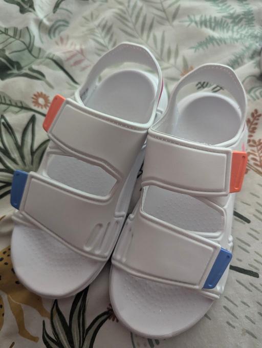 Buy & Sell West Midlands Birmingham - Photos for size 1 child's Adidas sandals
