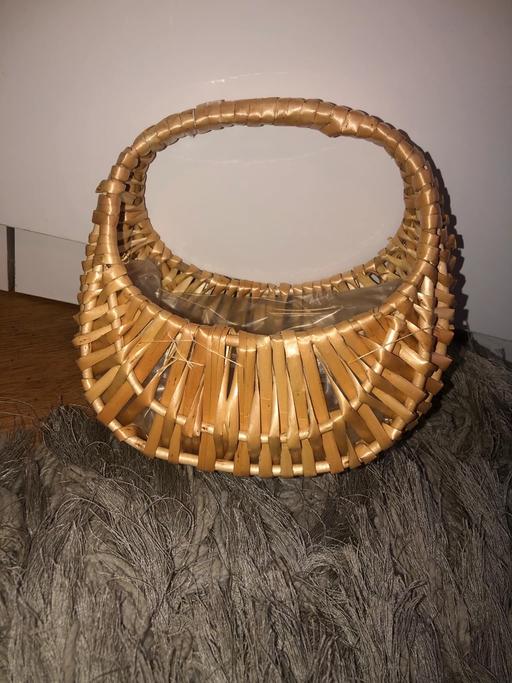 further learning West Midlands Wolverhampton - Photos for Rattan woven basket