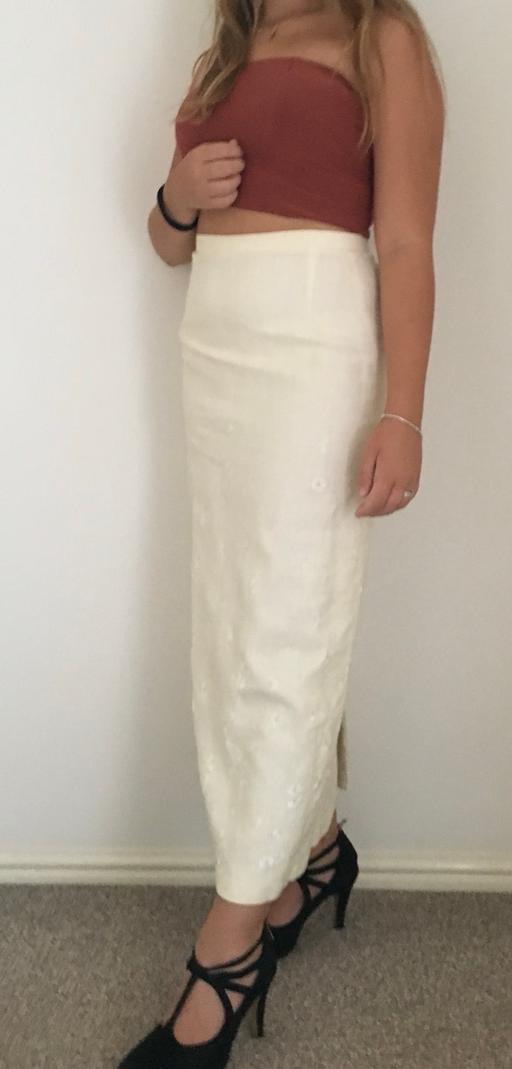 Buy & Sell Kirkheaton Kirklees - Photos for Cream linen midi skirt. Stunning!