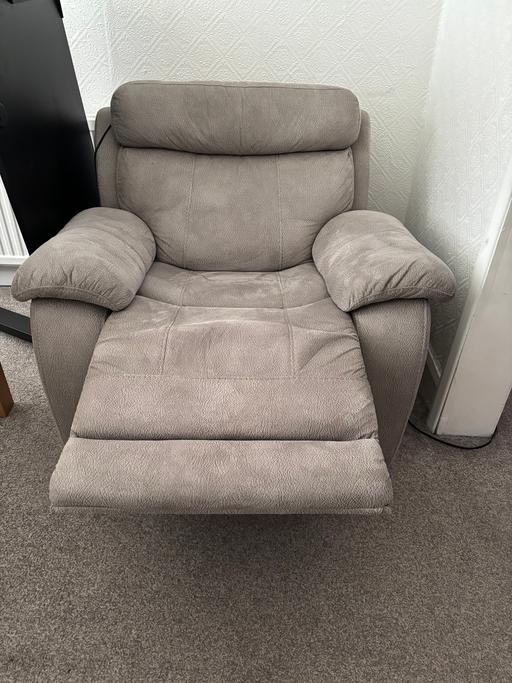 Buy & Sell Halton Runcorn - Halton - Photos for Sofa