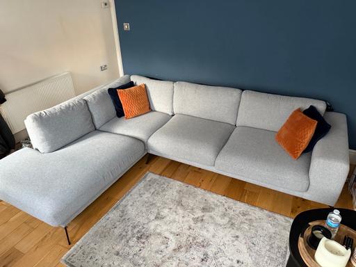 Buy & Sell South East London Woodside - Croydon - Photos for DFS Lexia sofa