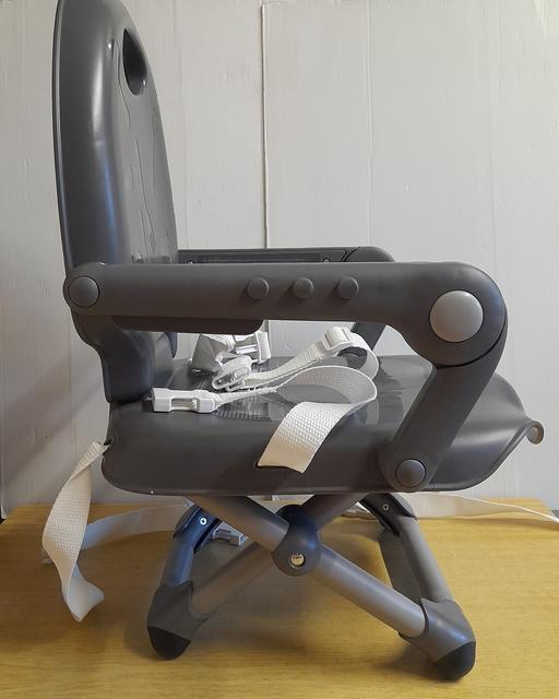 Buy & Sell Lancashire South Ribble - Photos for CHICCO TRAVEL TABLE SEAT