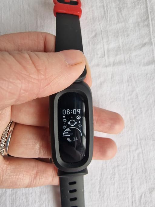 Buy & Sell West Midlands Sandwell - Photos for Child's Fit Bit Ace 3 Step Counter
