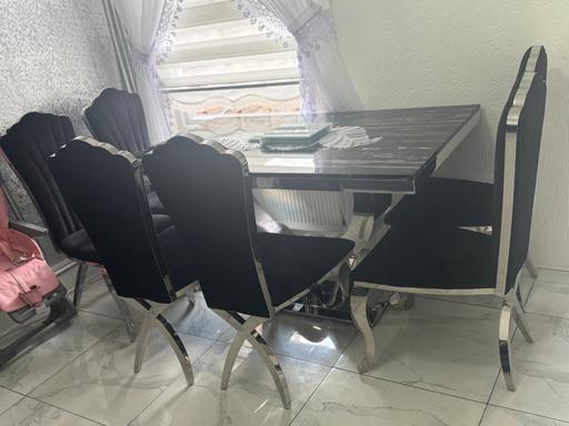 Buy & Sell East London Upper Walthamstow - East London - Photos for Black Marble dining table with 6 velvetchairs