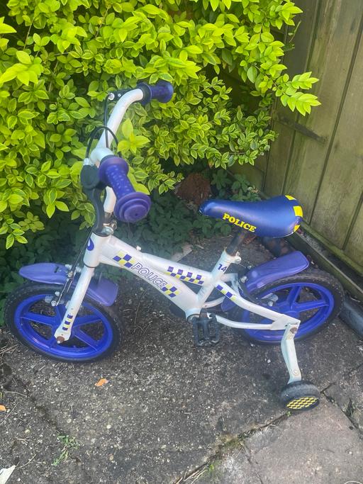 Buy & Sell West Midlands Solihull - Photos for Boys bike with stabilisers 14 inch