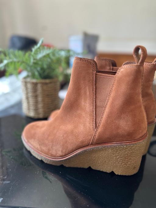 Buy & Sell Buckinghamshire Milton Keynes - Photos for Clarks Clarkford Wedged Boot