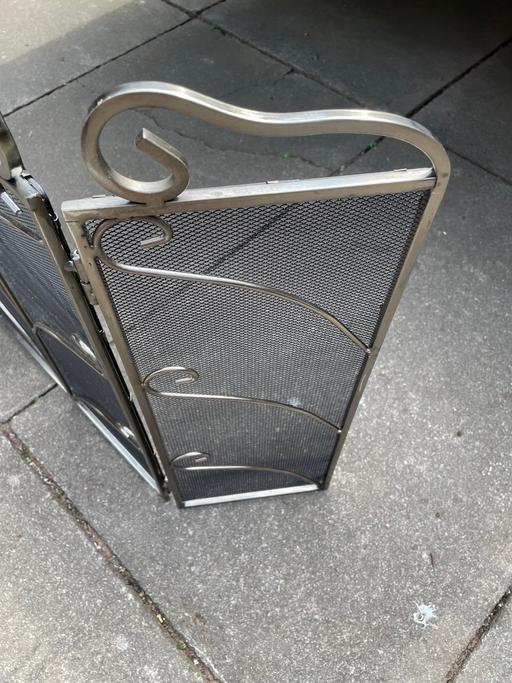 Buy & Sell Worcestershire Wyre Forest - Photos for Metal fire screen
