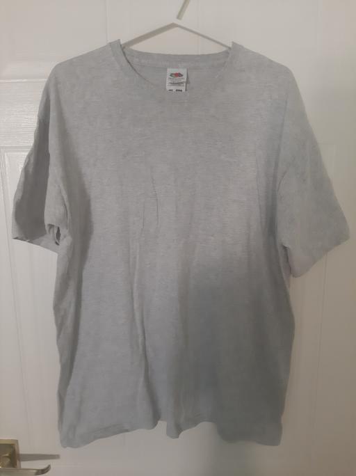 Buy & Sell West Midlands Sandwell - Photos for T-Shirt