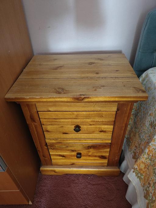 Buy & Sell North West London Dollis Hill - North West London - Photos for bedside table
