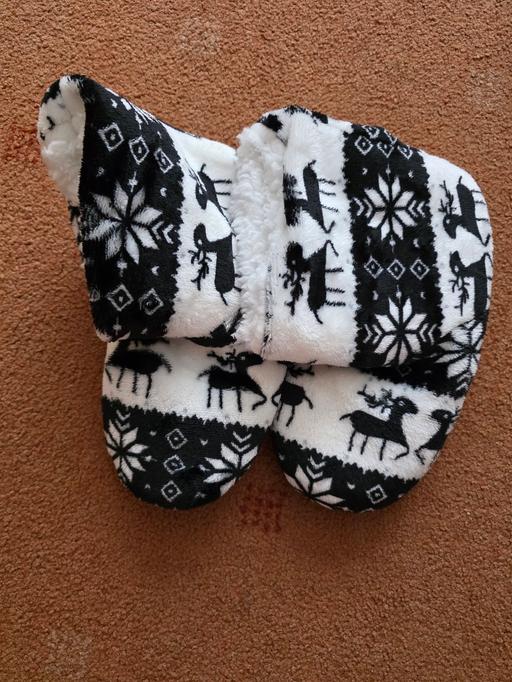 Buy & Sell Lancashire Blackpool - Photos for Fleece boot slippers size 40-41 NEW