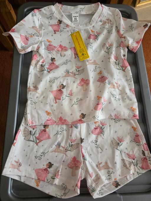 Buy & Sell Lancashire Blackpool - Photos for Girls shorts & t shirt set age 2-3 yrs NEW