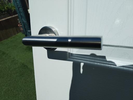 Buy & Sell Lancashire Wyre - Photos for 6 CONTEMPARY STAINLESS STEEL DOOR HANDLES.