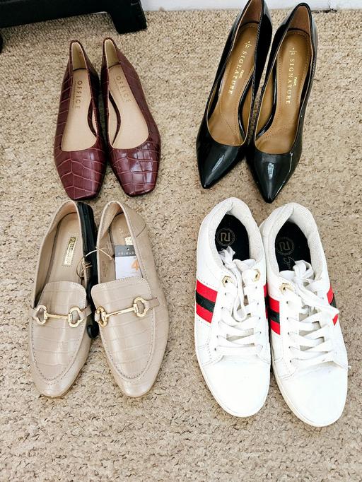 Buy & Sell South Yorkshire Doncaster - Photos for Footwear..size 4..some new.