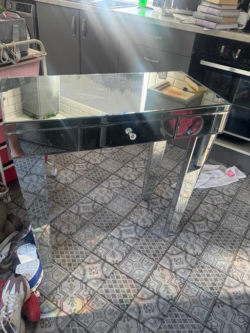Buy & Sell Worcestershire Bromsgrove - Photos for Mirror dressing table
