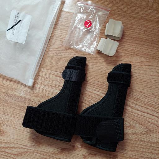 Buy & Sell West Midlands Sandwell - Photos for Big toe straighteners x 2
