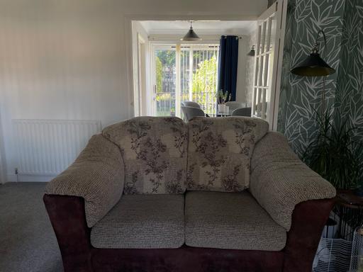 Buy & Sell Cramlington Northumberland - Photos for 3 Seater and 2 seater Sofa