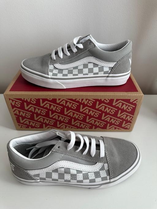 Buy & Sell East London Cubitt Town - East London - Photos for Vans (Grey & White Checkered size 2.5 UK)