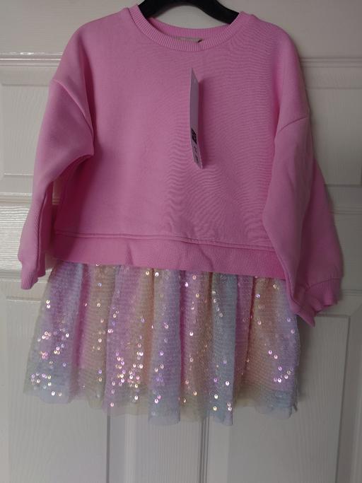 Buy & Sell Woodthorpe Charnwood - Photos for Girls pink/sequinned dress size 3-4 years