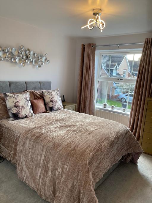 Buy & Sell West Northamptonshire Moulton - West Northamptonshire - Photos for Next dusky pink curtains and matching throw