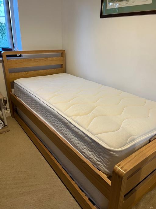 Buy & Sell Wokingham Winnersh - Crawley - Photos for Beds for sale