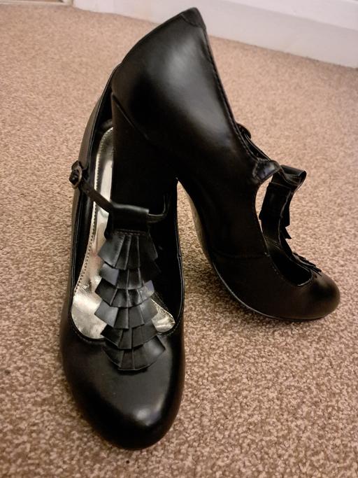 Buy & Sell West Midlands Dudley - Photos for size 7 black t bar heels
