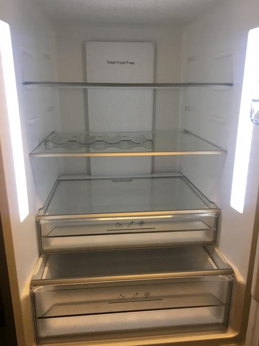 Buy & Sell North London Islington - North London - Photos for Kenwood Fridge Freezer Silver