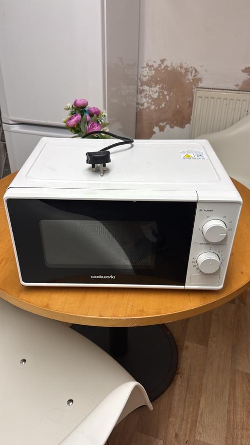 Buy & Sell West Yorkshire Leeds - Photos for Microwave oven