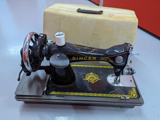 Buy & Sell Leicestershire Charnwood - Photos for 4 vintage sewing machines
